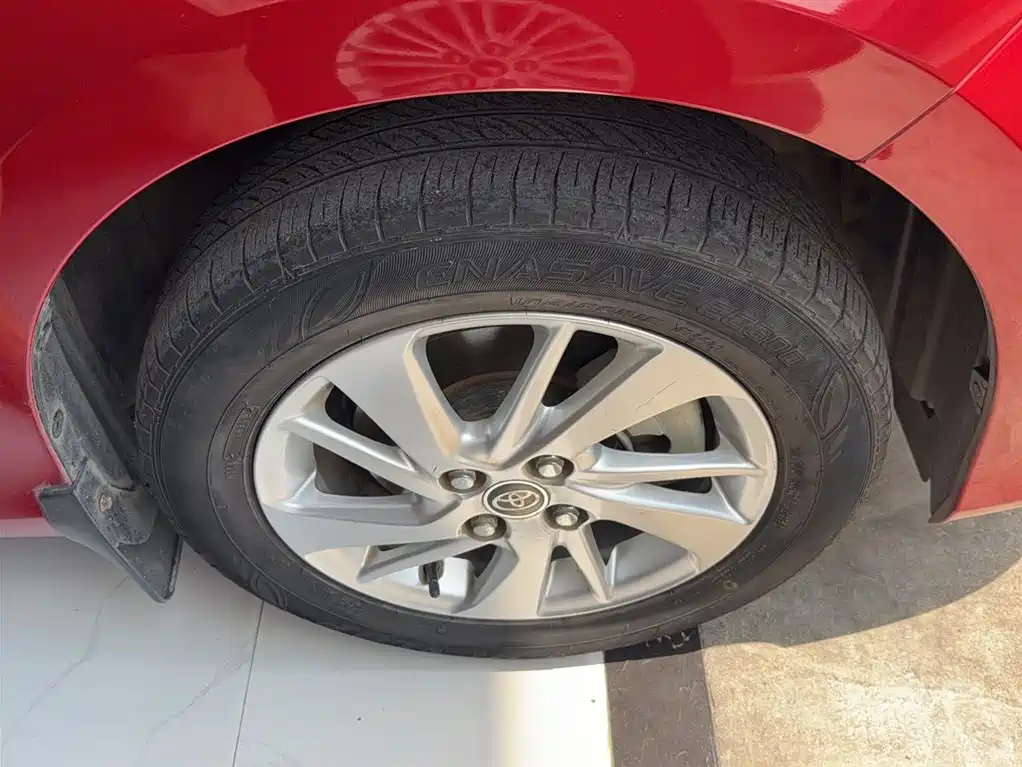 Toyota Yaris L 2019 — фото 17