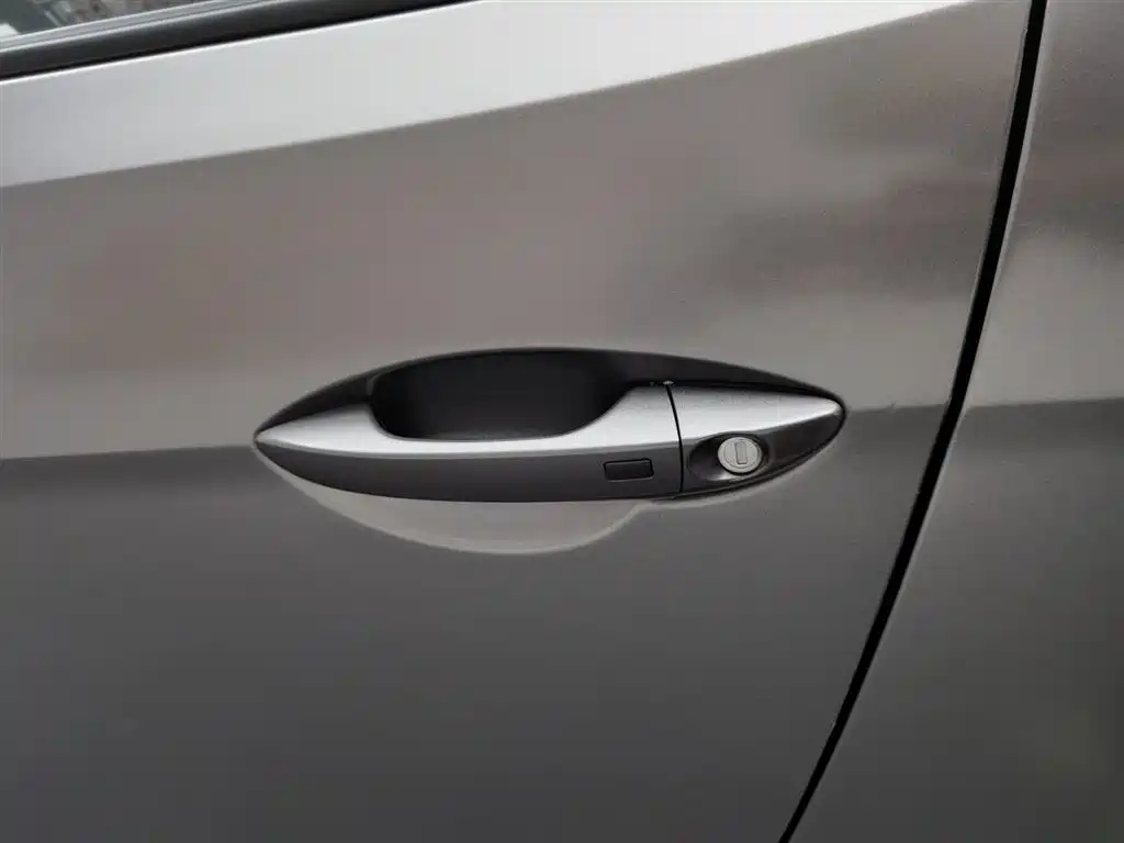 Hyundai Veloster 2014 — фото 18