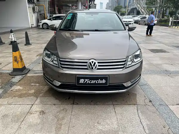 Volkswagen Magotan 2016