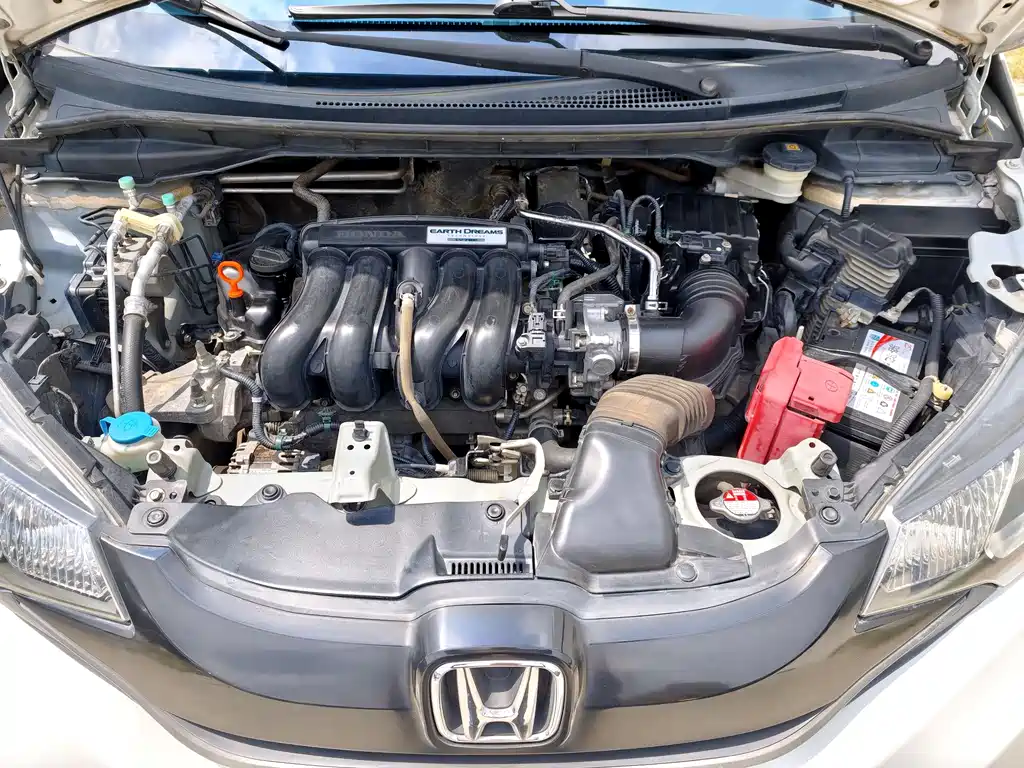 Honda Fit 2016 — фото 22