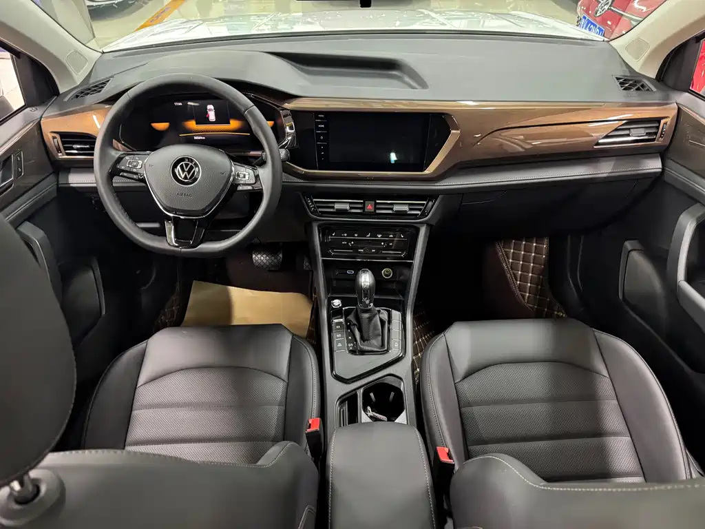 Volkswagen Tharu 2022
