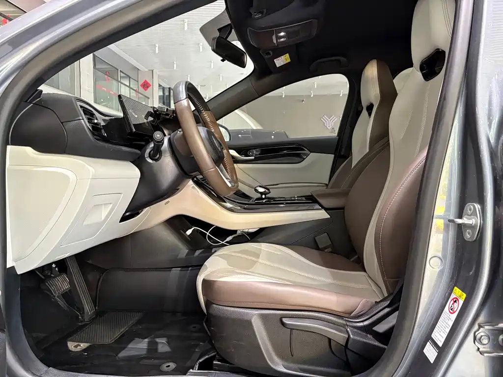 BYD Qin PLUS 2023 — фото 4