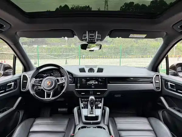 Porsche Cayenne 2019