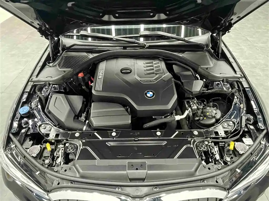BMW 3 Series 2022 — фото 5