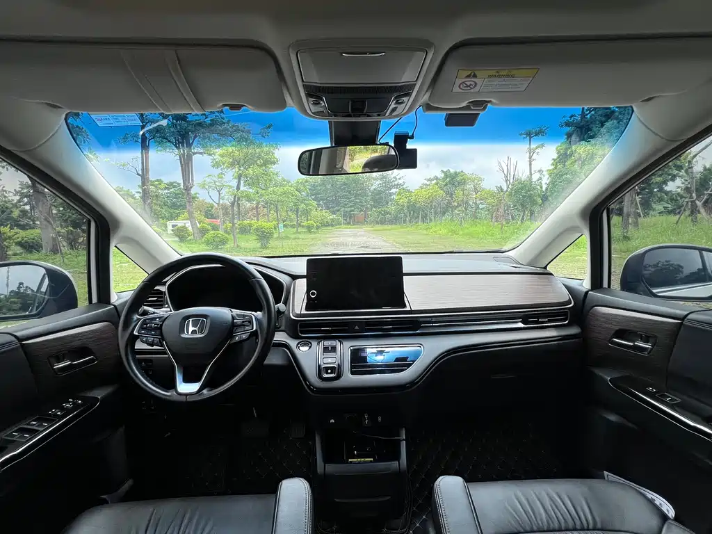 Honda Odyssey 2023 — фото 11