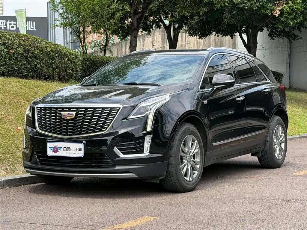Cadillac XT5 2020 — фото 1