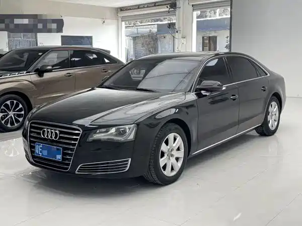 Audi A8 2013