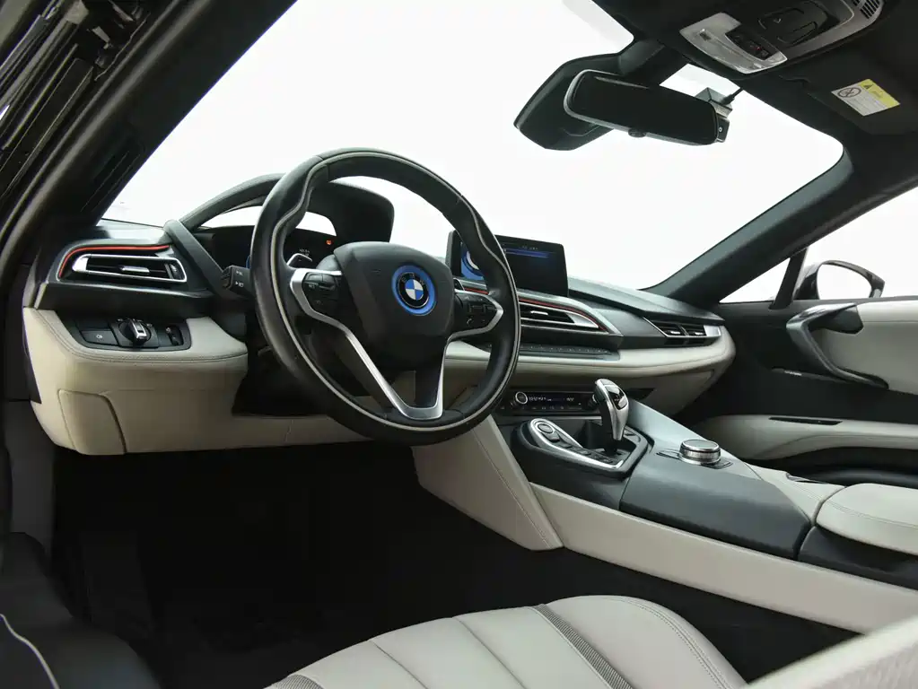 BMW i8 2018 — фото 37