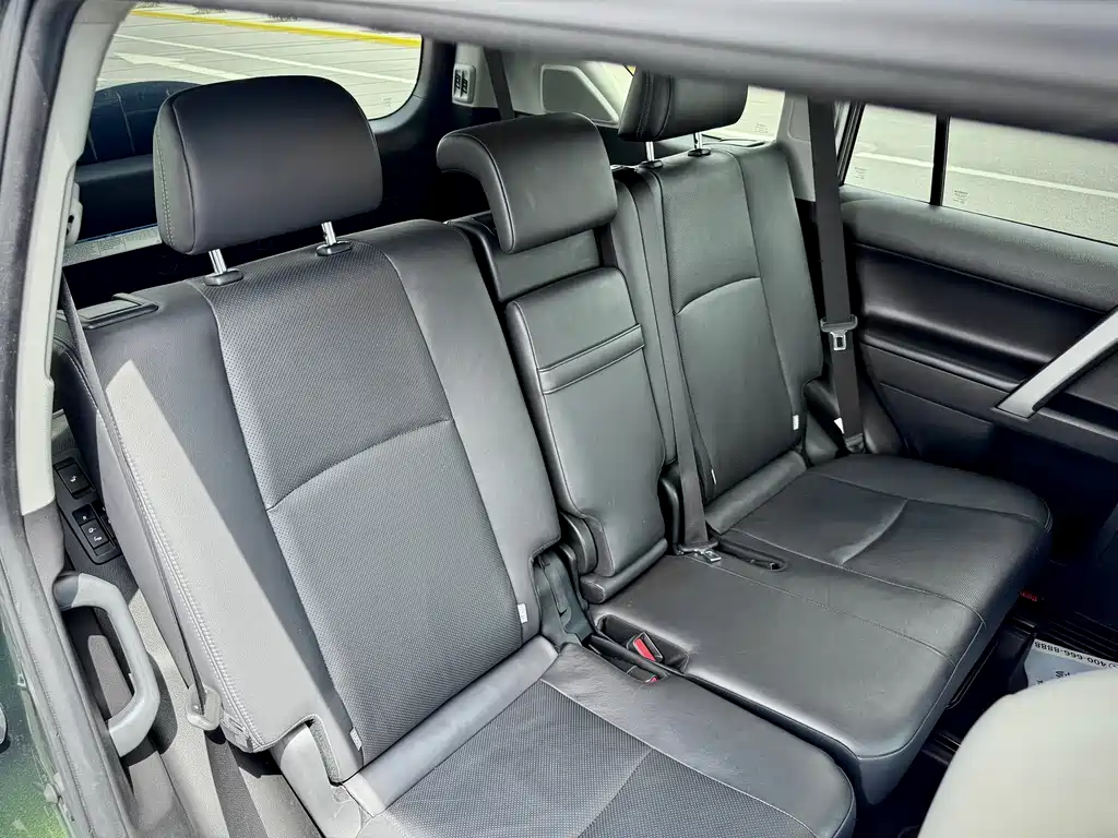 Toyota Prado 2019 — фото 10