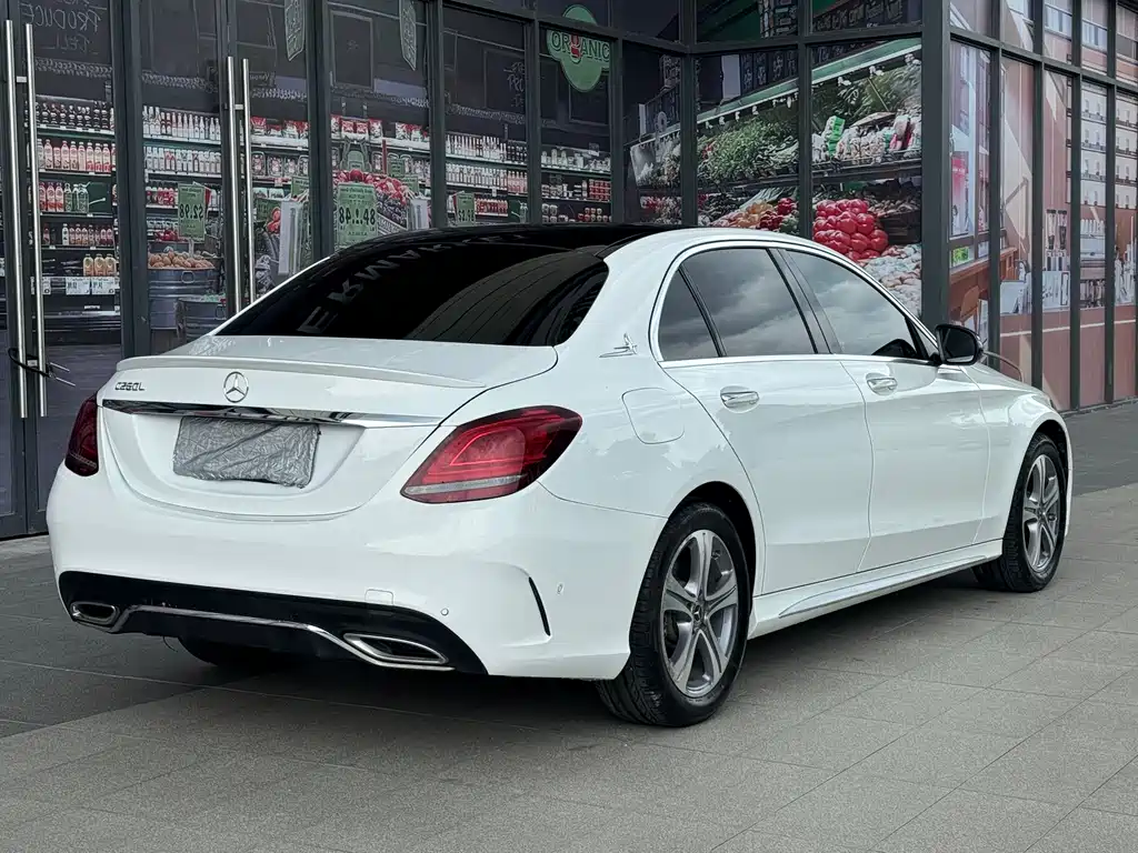 Mercedes-Benz C-Class 2021 — фото 17