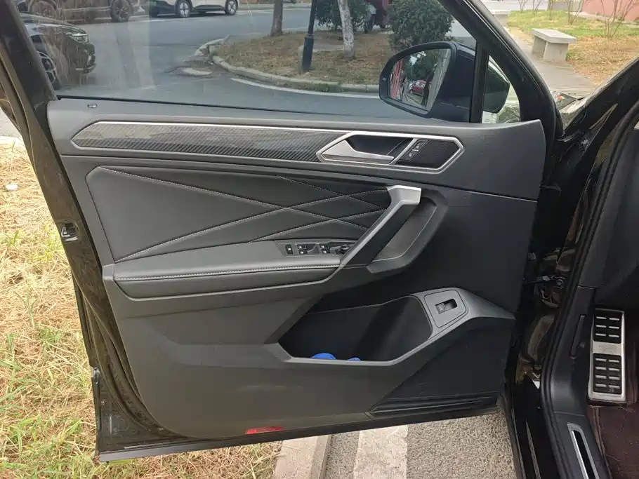 Volkswagen Tiguan L 2021