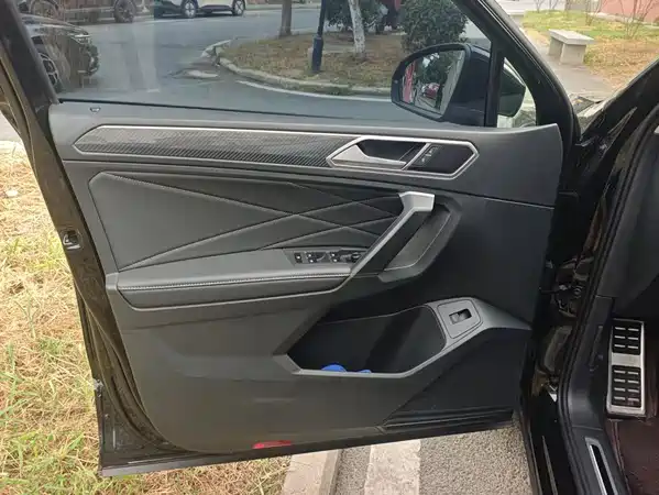 Volkswagen Tiguan L 2021