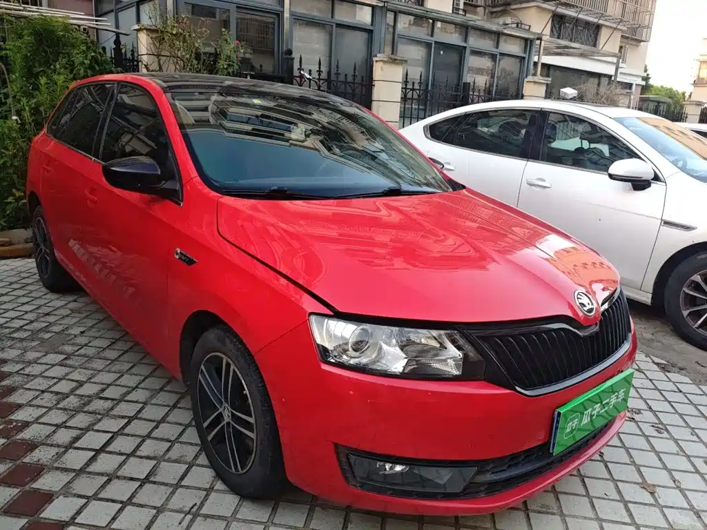 Skoda Rapid Spaceback 2016 — фото 24