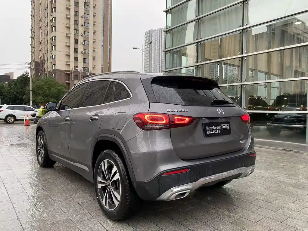 Mercedes-Benz GLA 2023 — фото 10