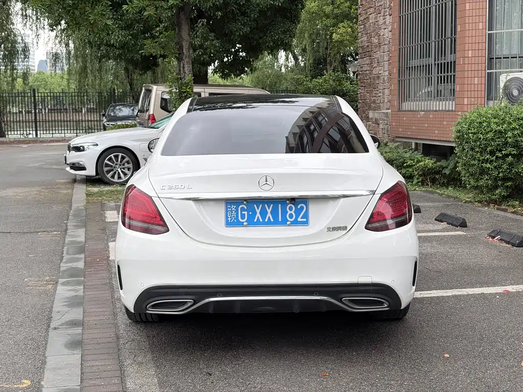 Mercedes-Benz C-Class 2021 — фото 11