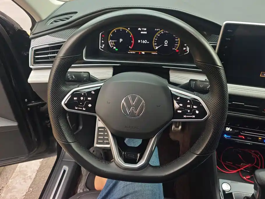 Volkswagen Tiguan L 2021 — фото 15