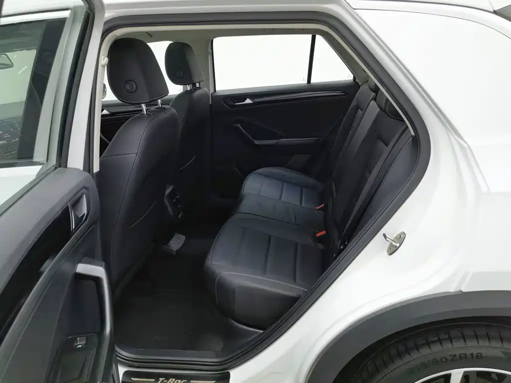 Volkswagen T-Roc 2020 — фото 15