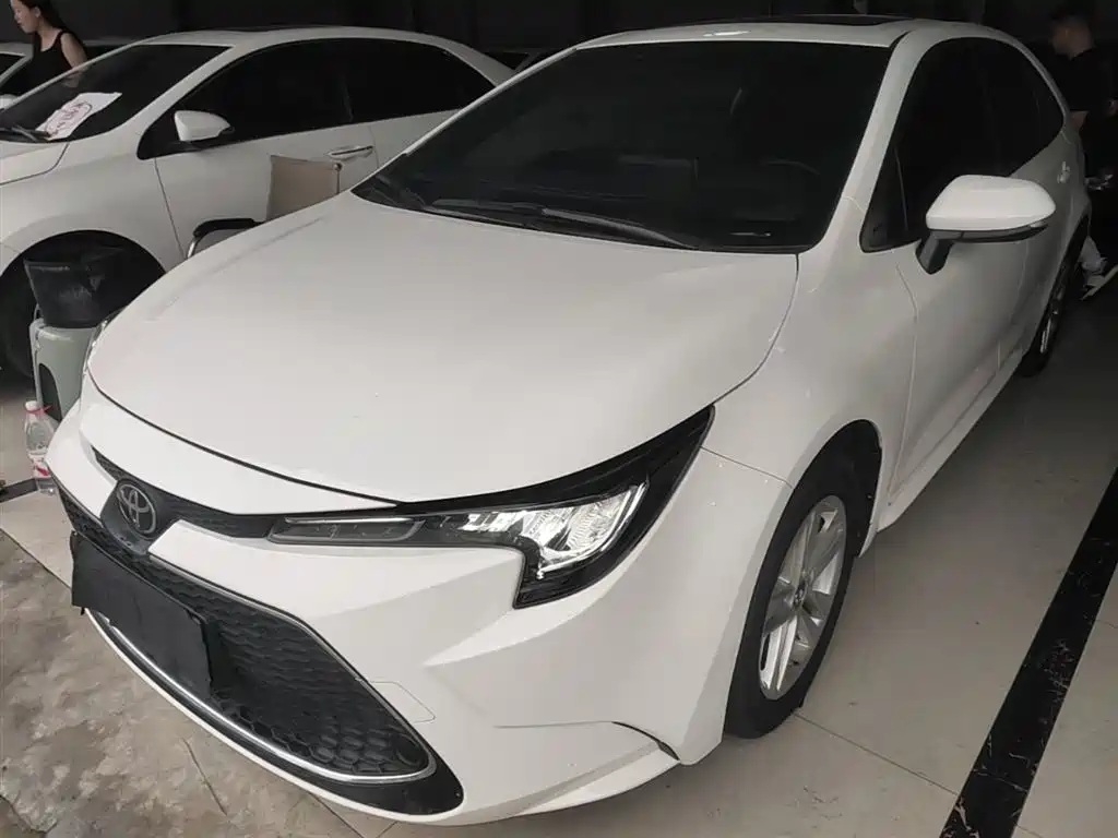 Toyota Levin 2022 — фото 1