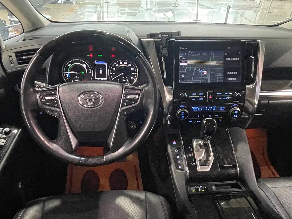 Toyota Vellfire 2023 — фото 12