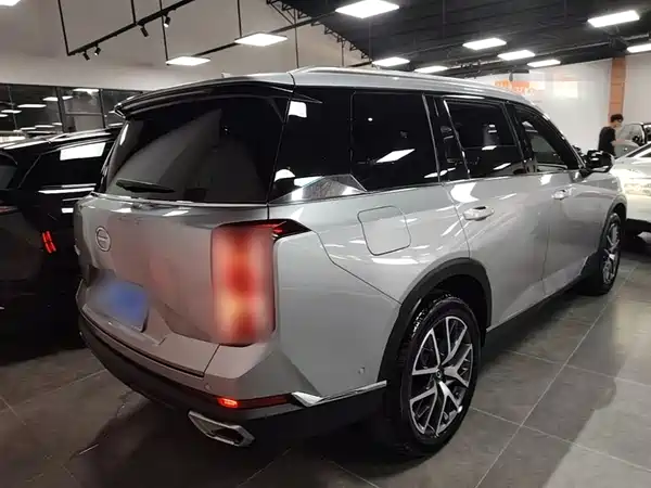 GAC Trumpchi GS8 2022