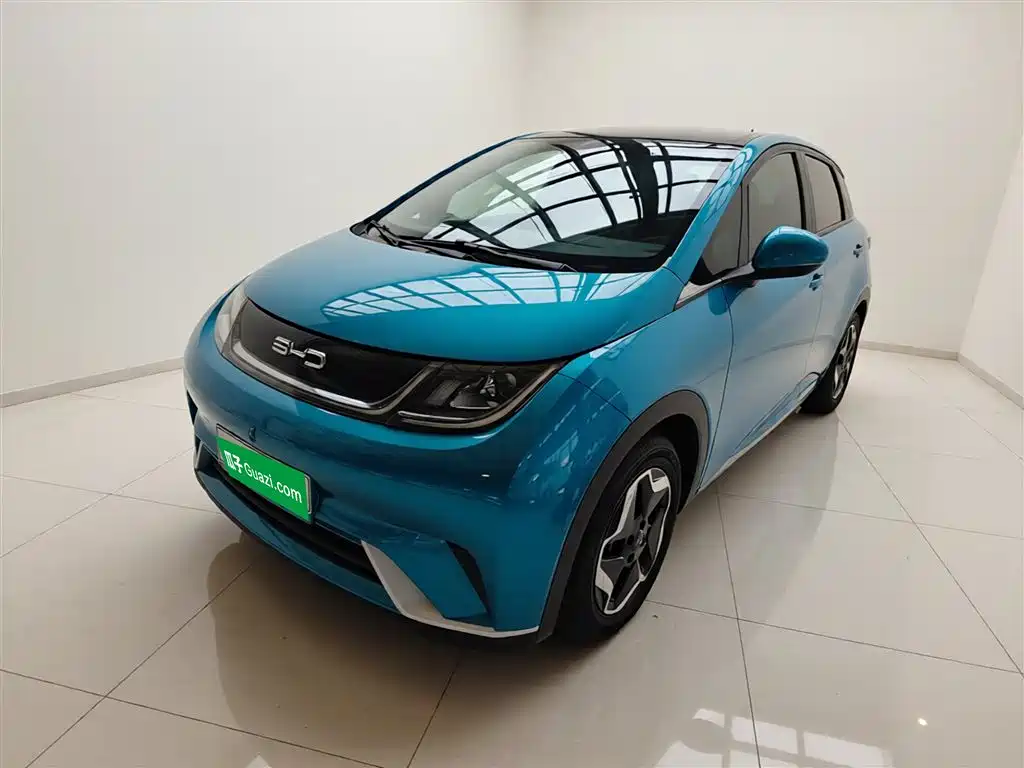 BYD Dolphin 2022 — фото 1