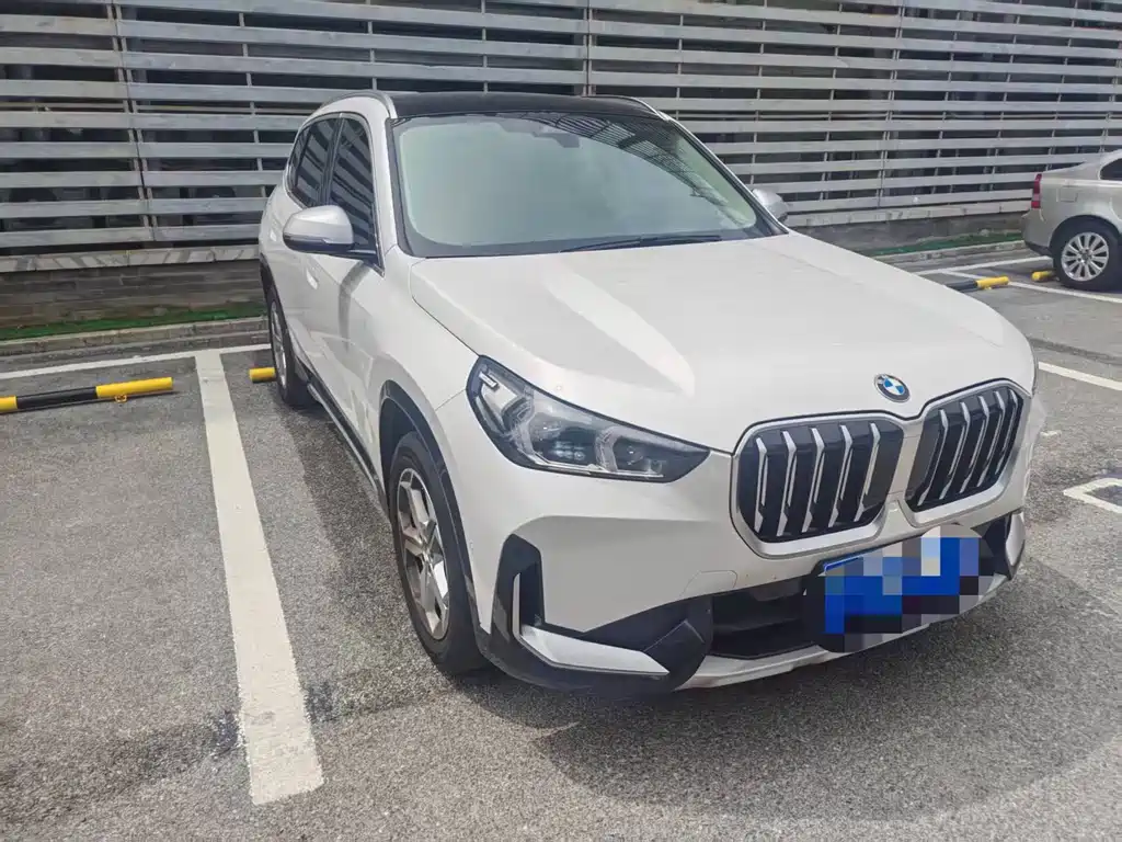 BMW X1 2023 — фото 2