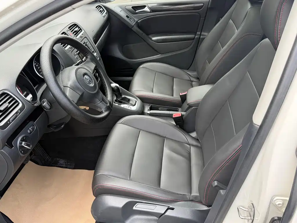 Volkswagen Golf 2011