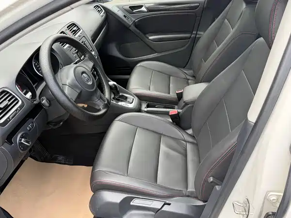 Volkswagen Golf 2011