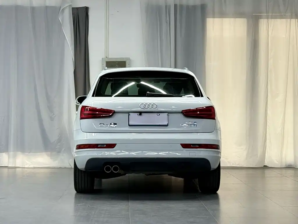 Audi Q3 2018 — фото 7