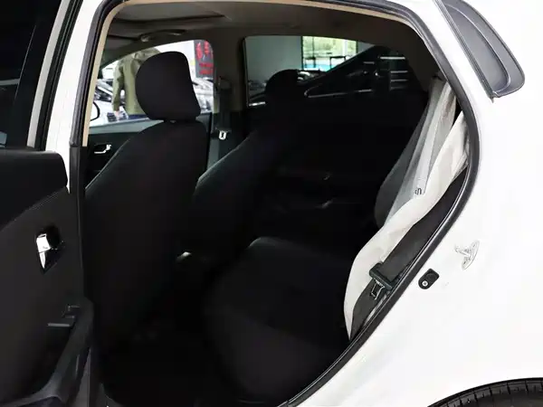 Kia K2 2013