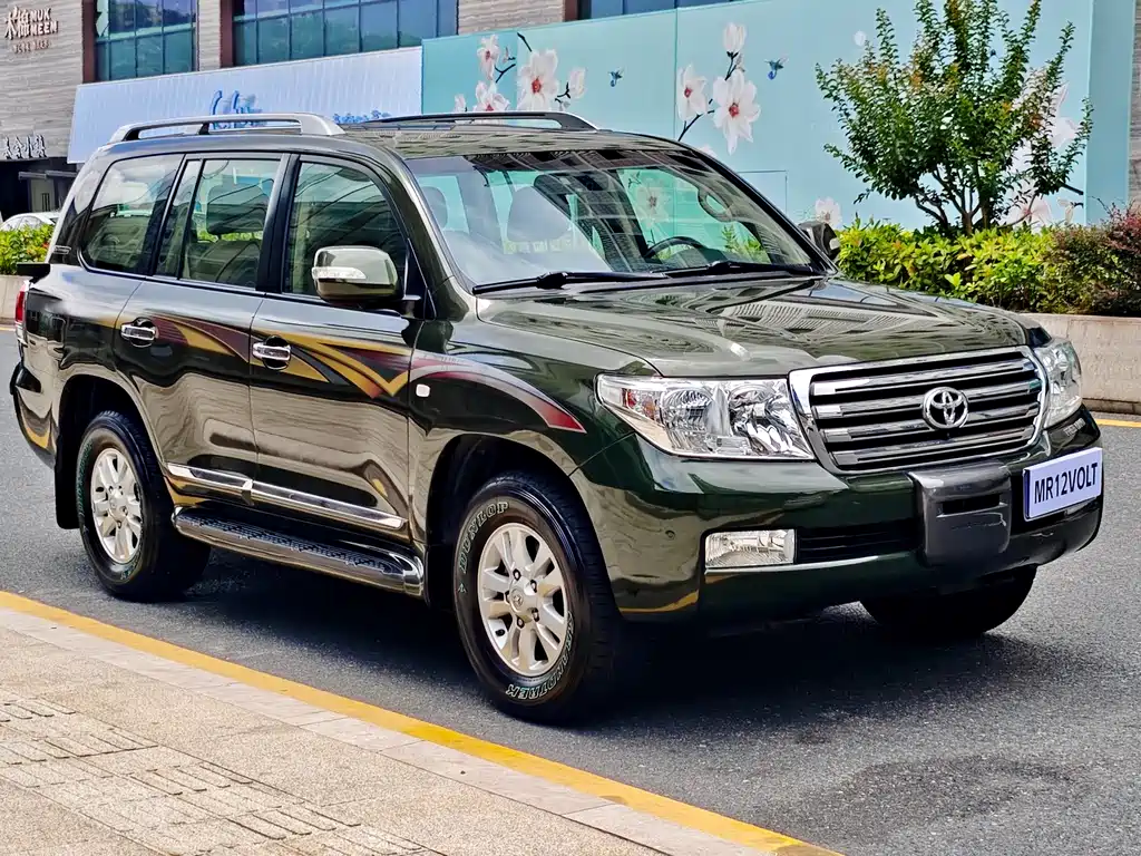 Toyota Land Cruiser 2012 — фото 3