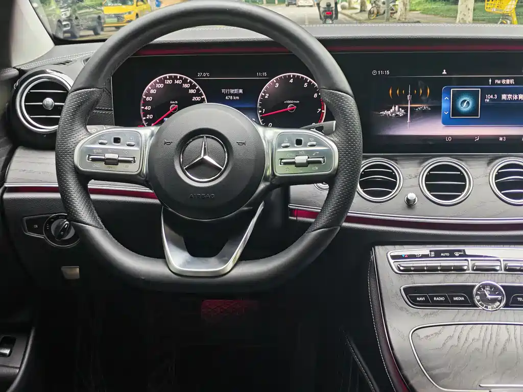 Mercedes-Benz E-Class 2019 — фото 8