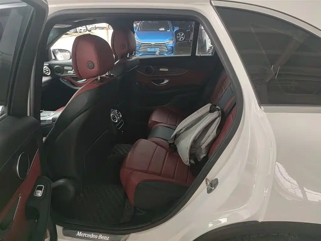 Mercedes-Benz GLC 2020 — фото 17
