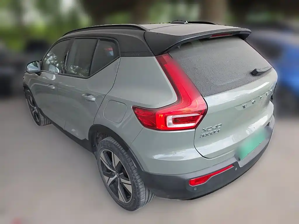 Volvo XC40 New Energy 2021 — фото 25