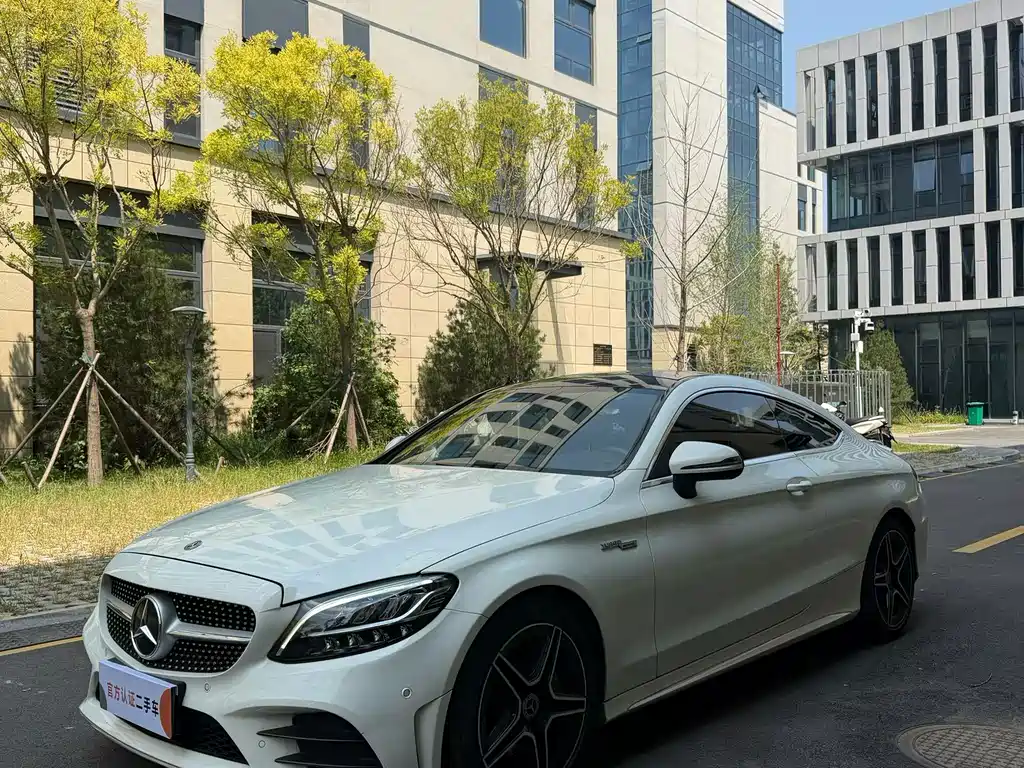 Mercedes-Benz C-Class 2019