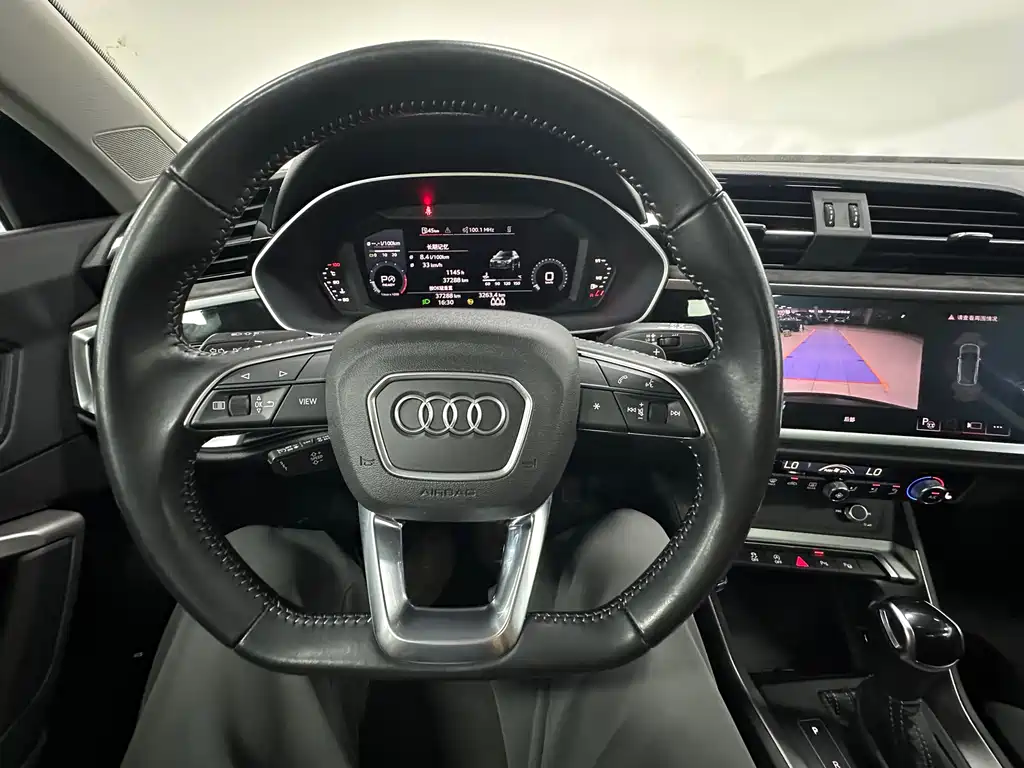 Audi Q3 2022 — фото 21