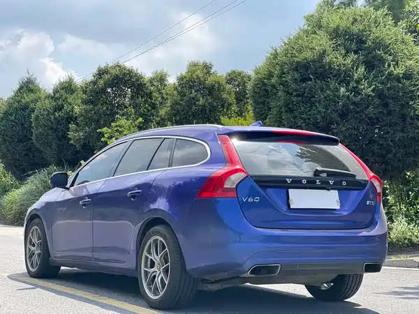 Volvo V60 2014