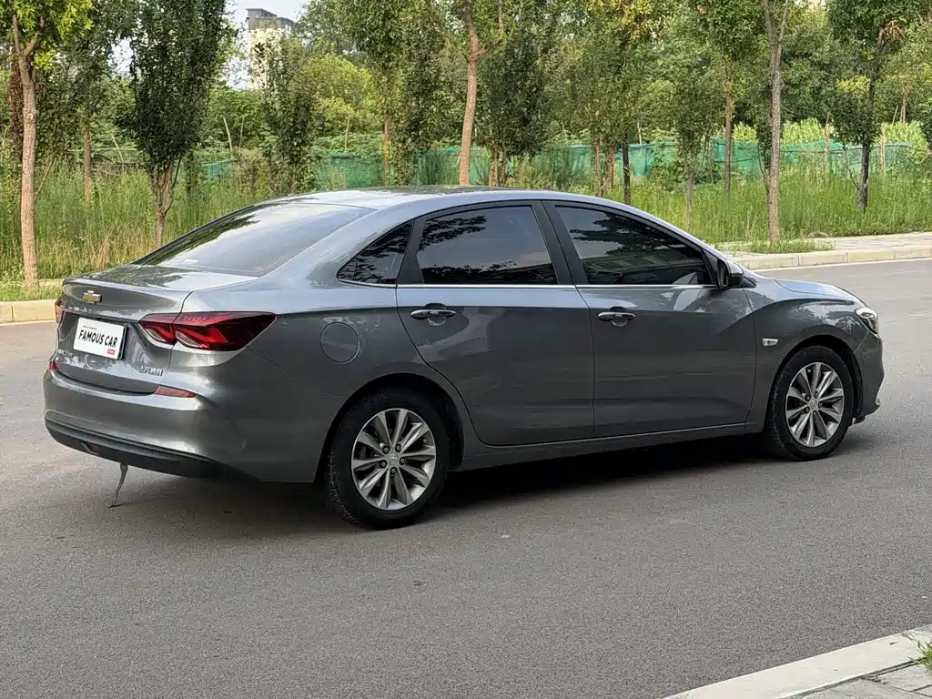Chevrolet Cruze 2021