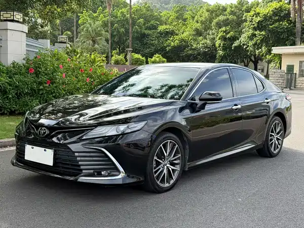Toyota Camry 2021
