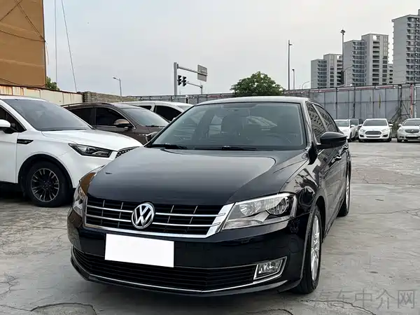 Volkswagen Lavida 2013