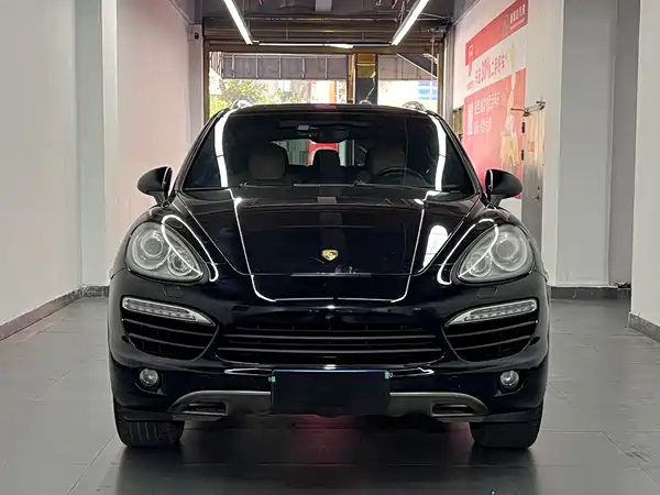 Porsche Cayenne 2014