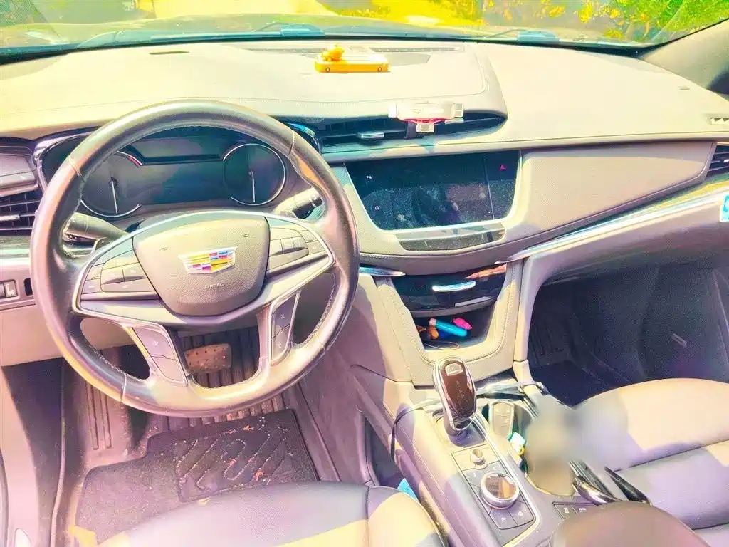 Cadillac XT5 2020 — фото 13
