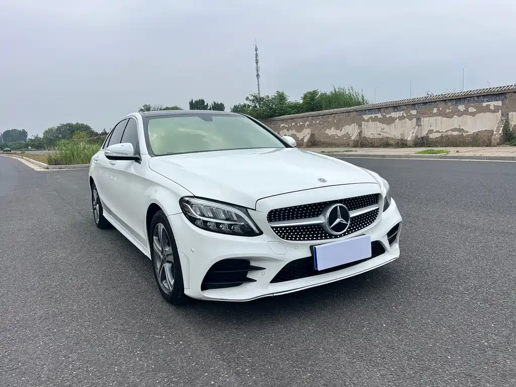 Mercedes-Benz C-Class 2019 — фото 3