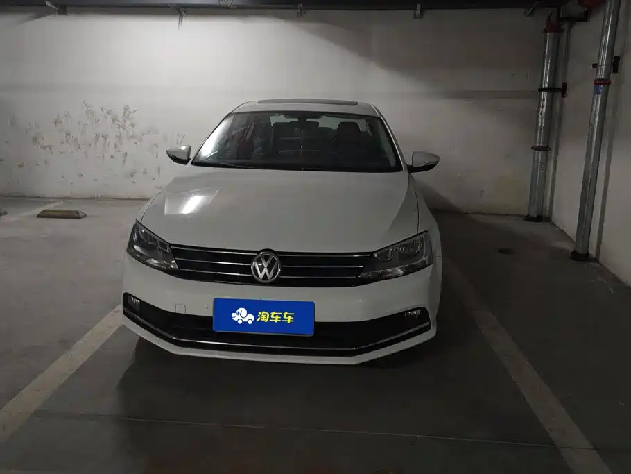 Volkswagen Sagitar 2017