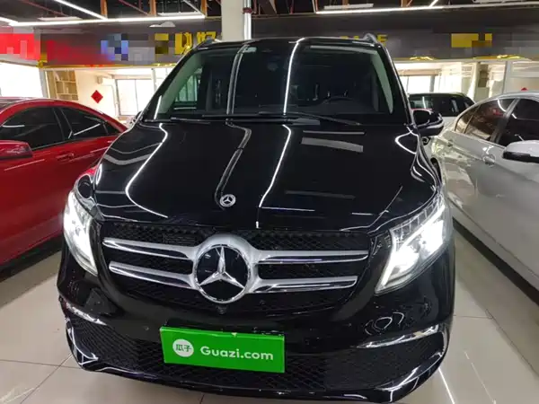 Mercedes-Benz V-Class 2023