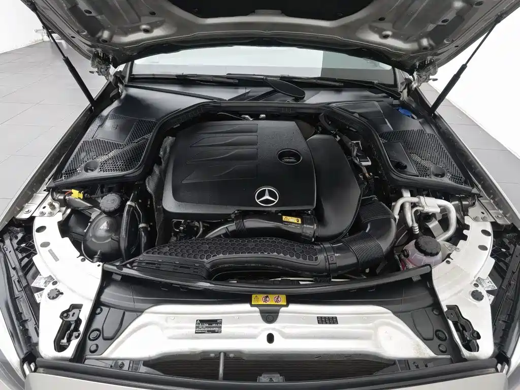 Mercedes-Benz C-Class 2020