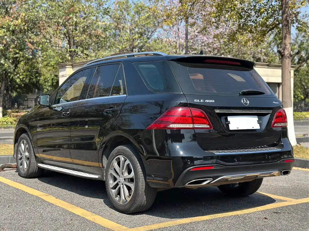 Mercedes-Benz GLE 2017