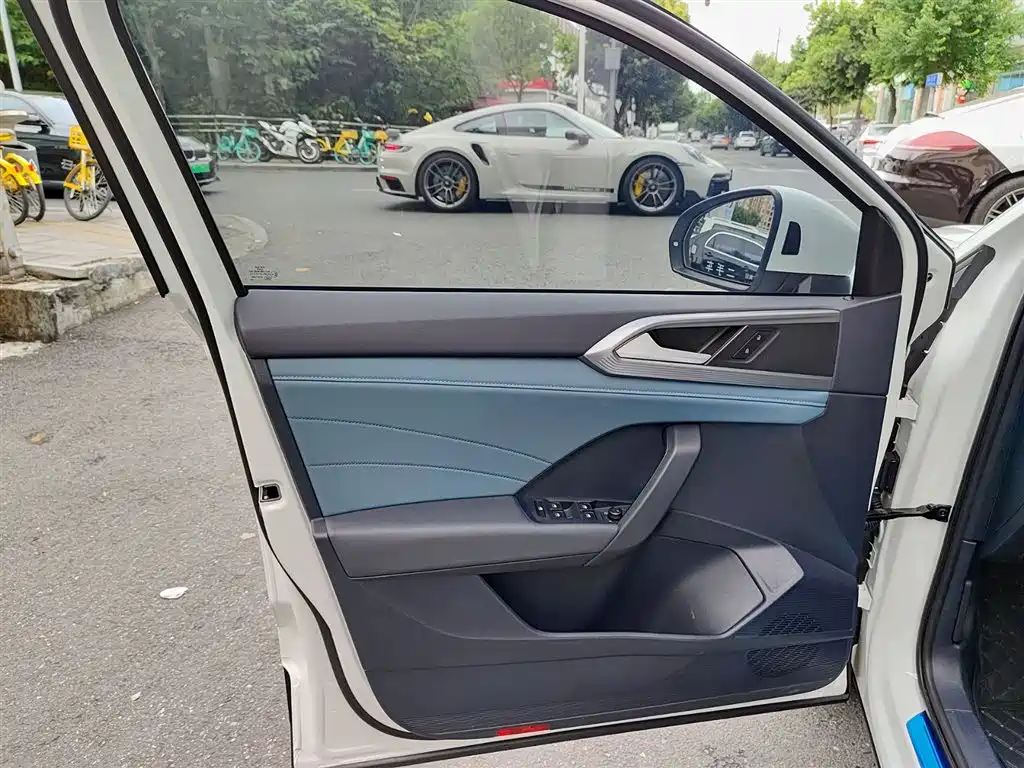 Volkswagen Tuyue 2025