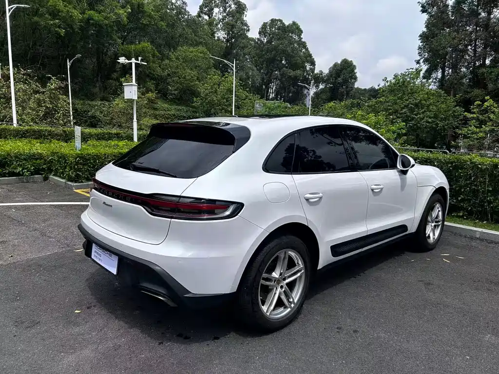 Porsche Macan 2024 — фото 11