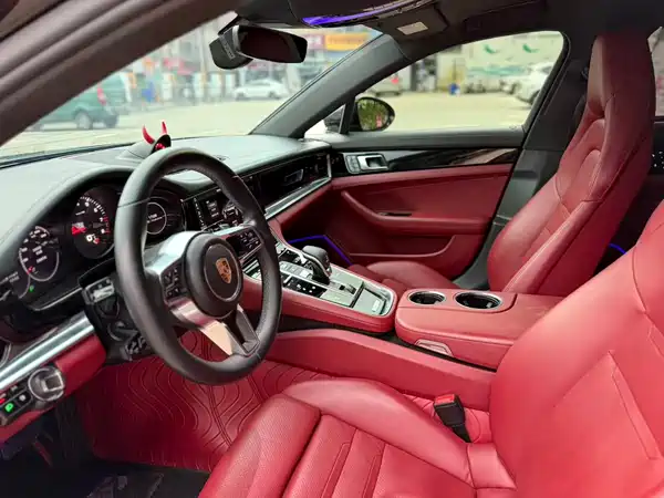 Porsche Panamera 2018